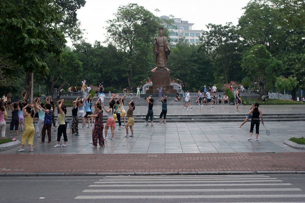 gym badminton in Hanoi