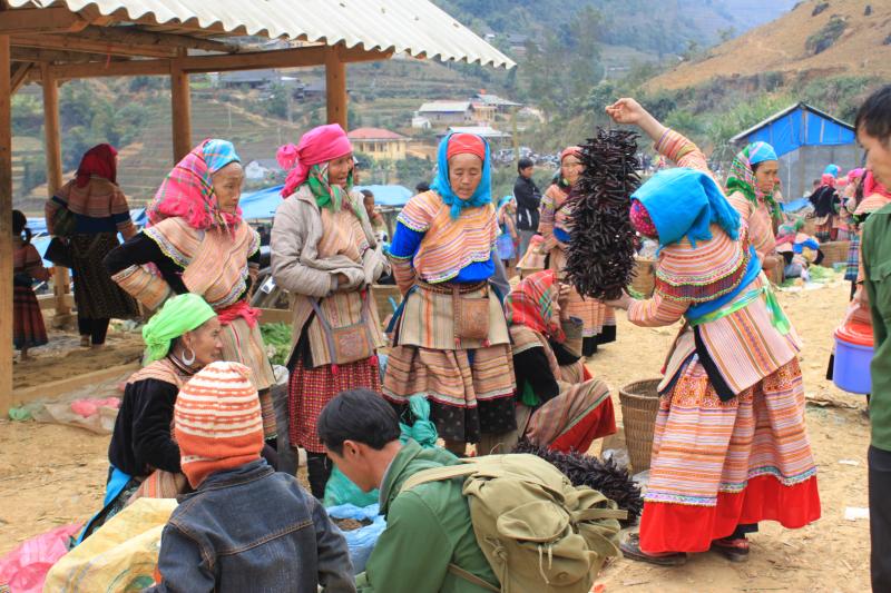 Bac Ha Market 2