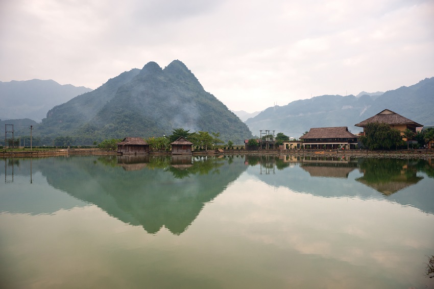 bigstock Beautiful panorama in Mai Chau SM