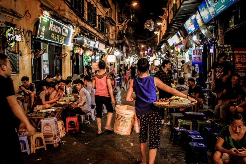 Jour 1 :  Accueil à Hanoi et découverte du vieux quartier en cyclo-pousse