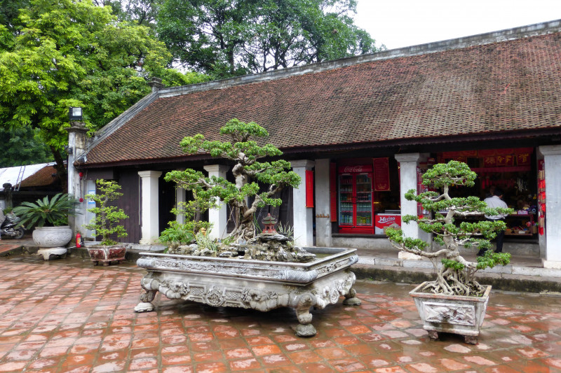 Jour 2 : Visite des sites culturels incontournables de Hanoi 